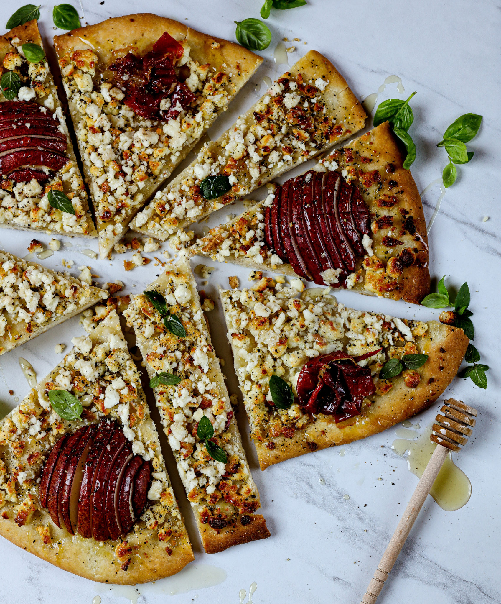 Pear Pizza – Elif's Kitchen